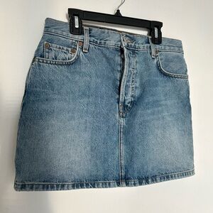 Re/done gorgeous jean mini skirt classic staple and gorgeous jean color